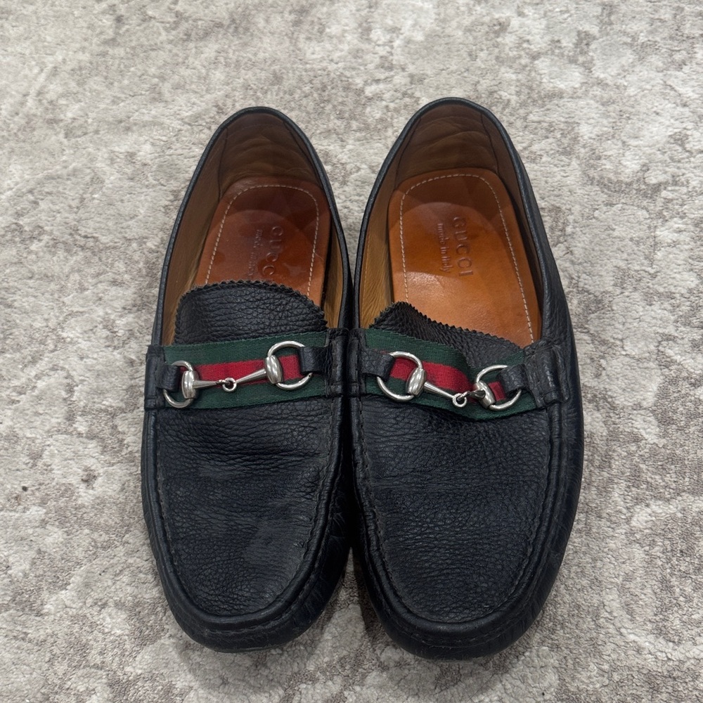 Gucci Black Leather Loafers with Red and Green Accents